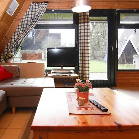 Dom wakacyjny Holiday Home, *