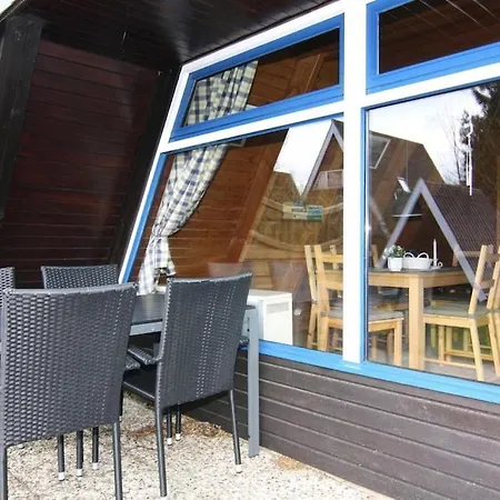 Holiday Home, Dom wakacyjny