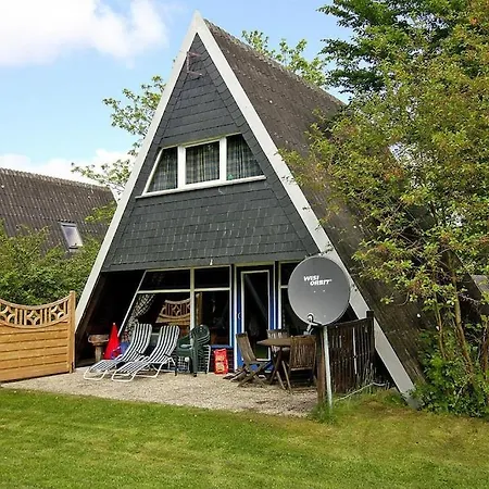 Dom wakacyjny Holiday Home, Damp